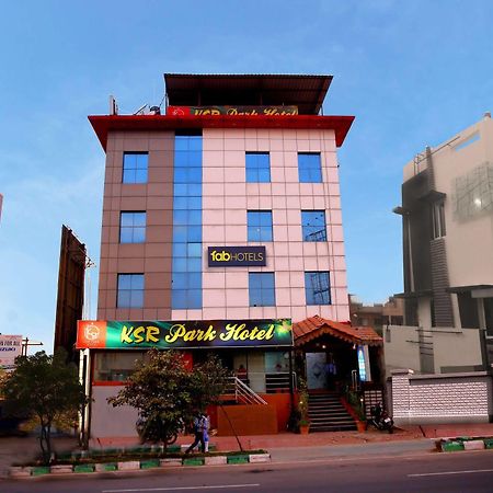 Ksr Park Hotel ไฮเดอราบัด ภายนอก รูปภาพ