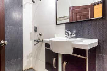 Ksr Park Hotel ไฮเดอราบัด ภายนอก รูปภาพ