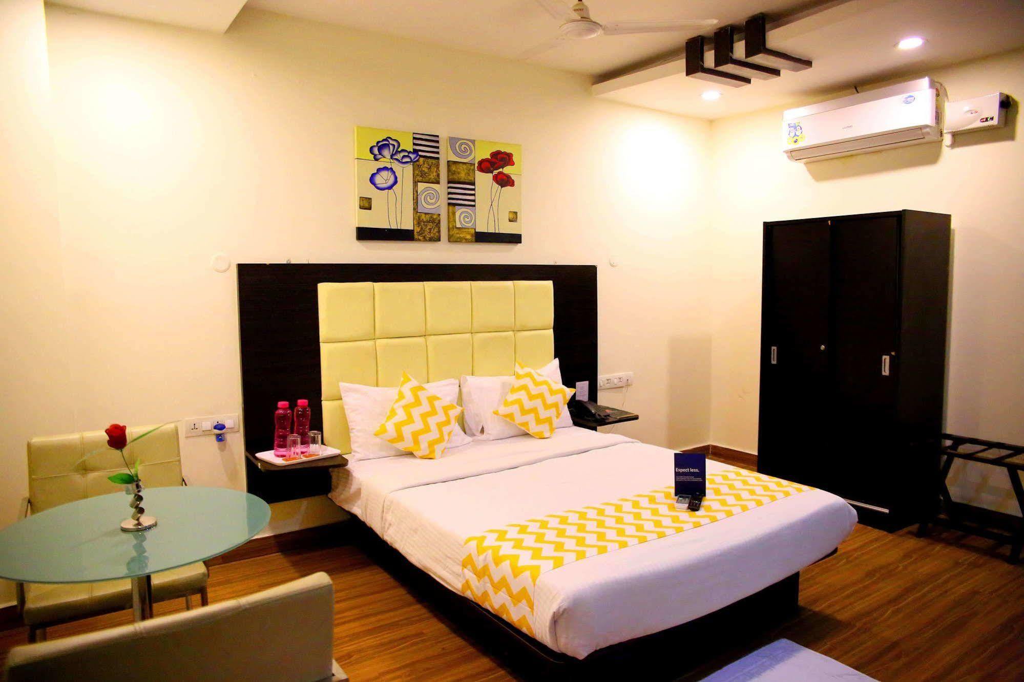 Ksr Park Hotel ไฮเดอราบัด ภายนอก รูปภาพ