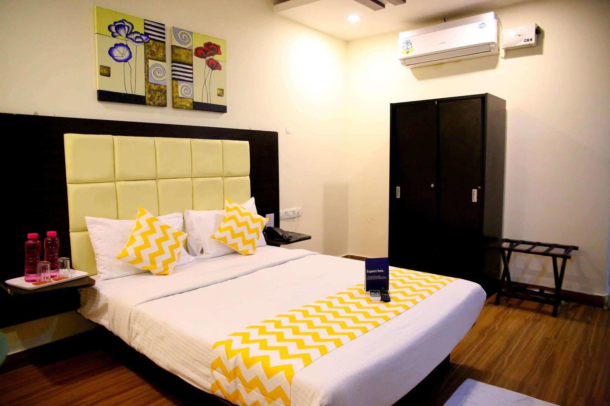 Ksr Park Hotel ไฮเดอราบัด ภายนอก รูปภาพ