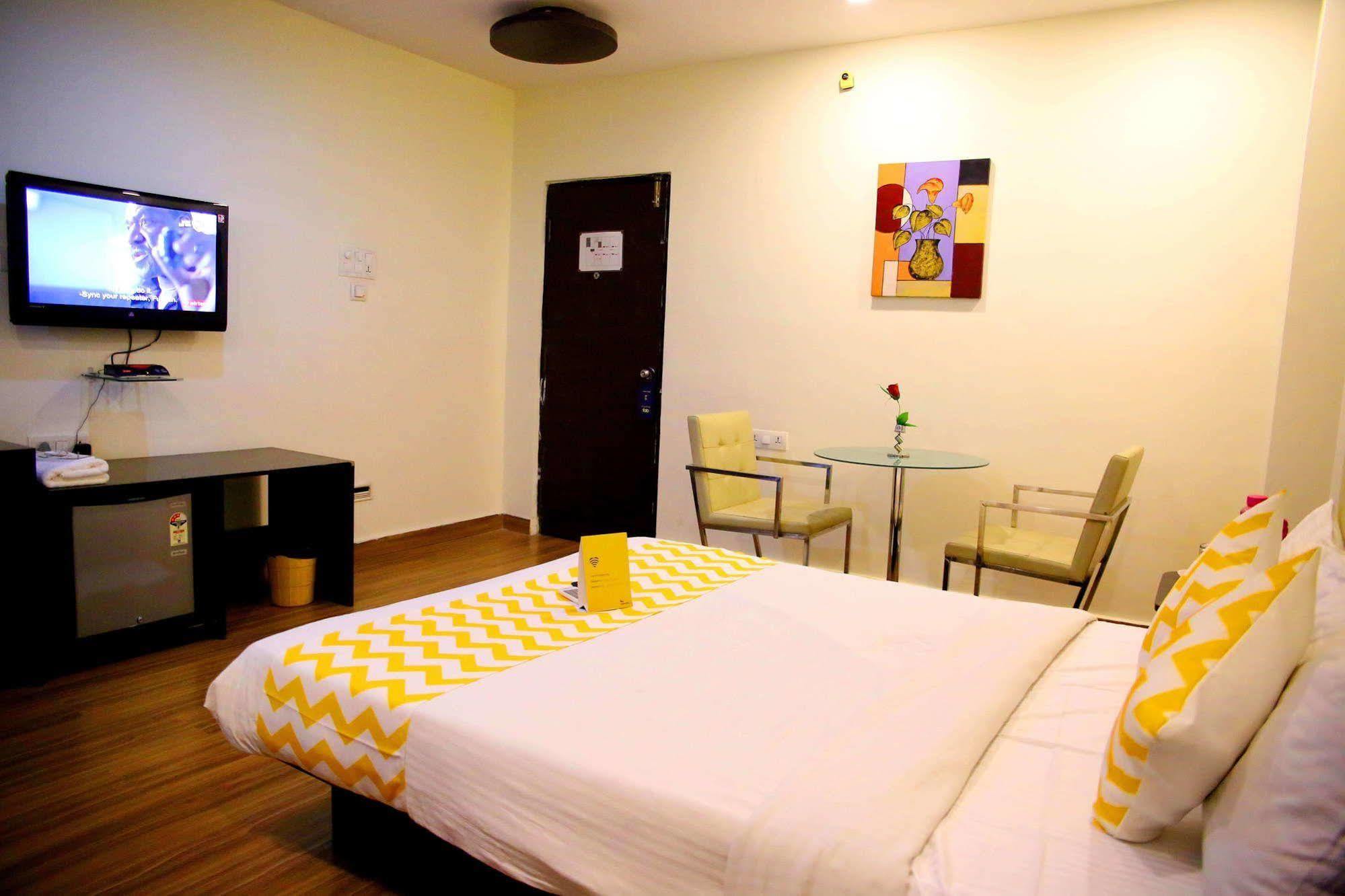 Ksr Park Hotel ไฮเดอราบัด ภายนอก รูปภาพ